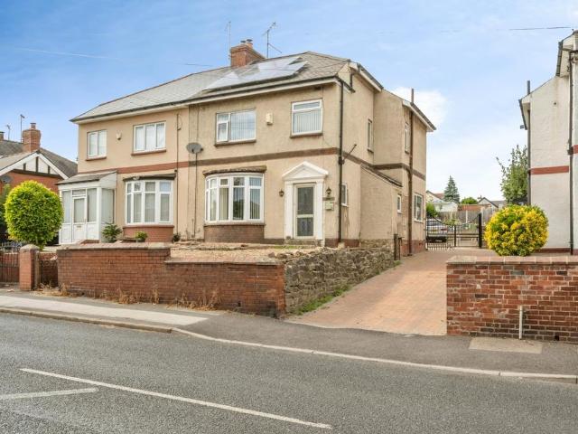 3 bedroom semi detached house for sale