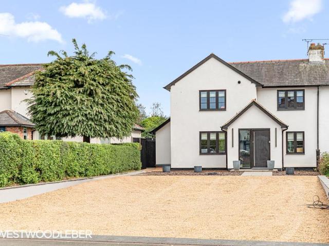 3 bedroom semi detached house for sale