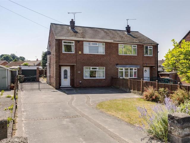 3 bedroom semi detached house for sale