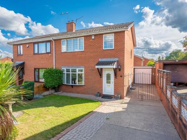 3 bedroom semi detached house for sale