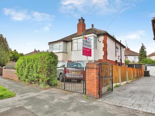 3 bedroom semi detached house for sale