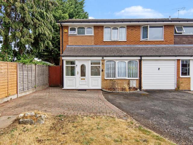 3 bedroom semi detached house for sale