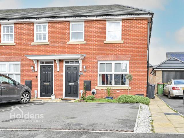 3 bedroom semi detached house for sale