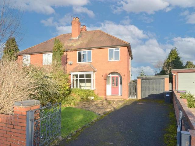 3 bedroom semi detached house for sale