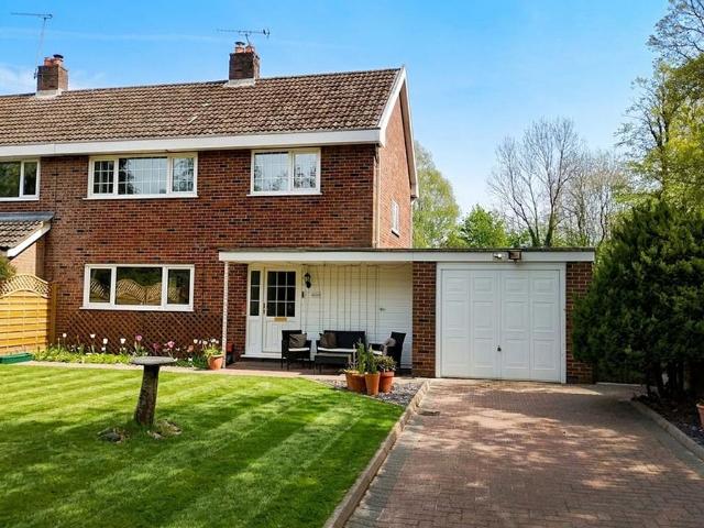 3 bedroom semi detached house for sale