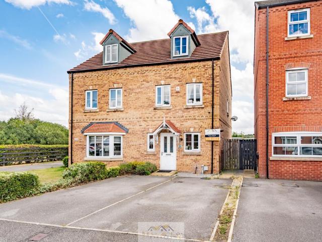 3 bedroom semi detached house for sale