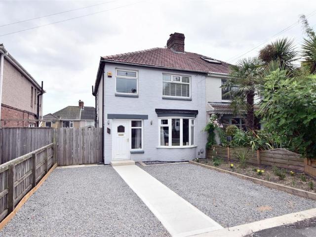 3 bedroom semi detached house for sale