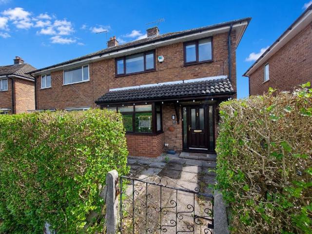 3 bedroom semi detached house for sale