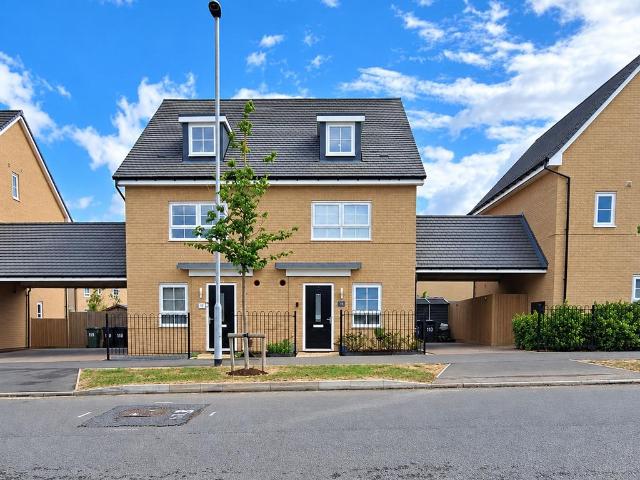 3 bedroom semi detached house for sale