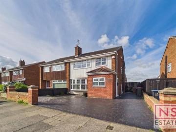 3 bedroom semi detached house for sale
