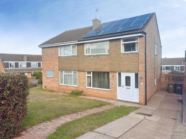 3 bedroom semi detached house for sale