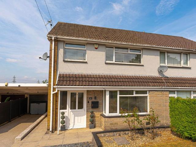 3 bedroom semi detached house for sale