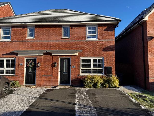 3 bedroom semi detached house for sale