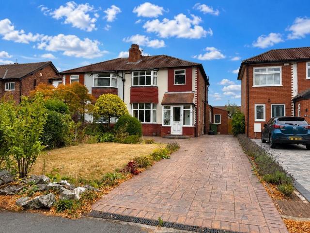 3 bedroom semi detached house for sale