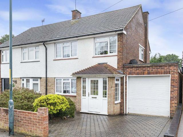 3 bedroom semi detached house for sale