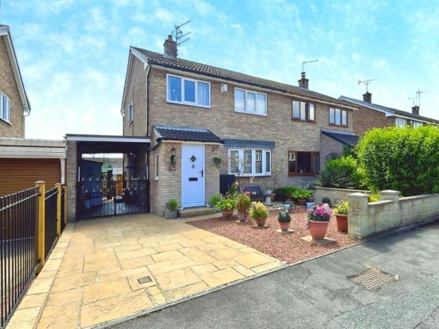 3 bedroom semi detached house for sale