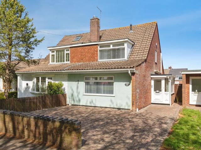 3 bedroom semi detached house for sale