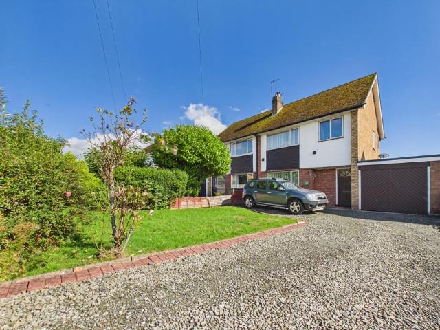 3 bedroom semi detached house for sale