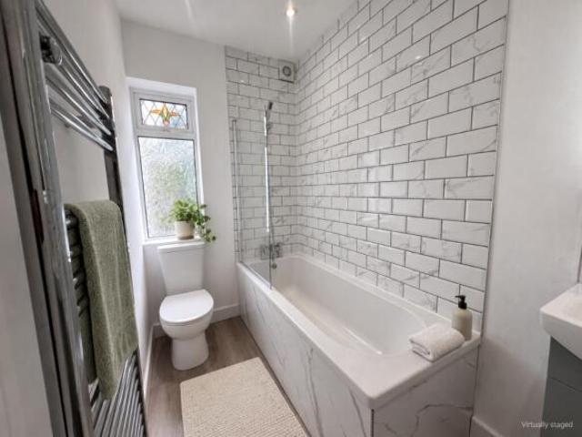 3 bedroom semi detached house for sale in The Paddock, Hull, HU4