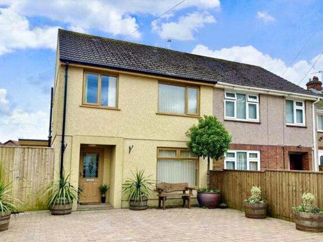 3 Bedroom Semi detached House For Sale In Trebanos, Pontardawe