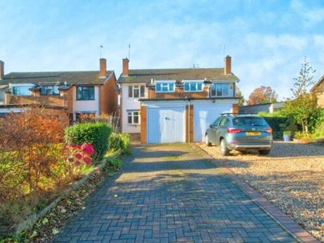 3 Bedroom Semi detached House For Sale In Wolverhampton