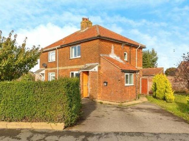 3 Bedroom Semi detached House For Sale In Wymondham, Norfolk