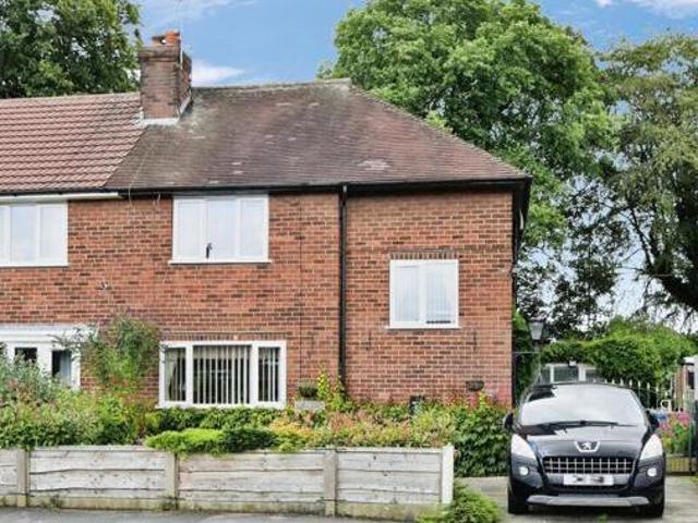 3 Bedroom Semi detached House For Sale In Altrincham, Greater Manchester