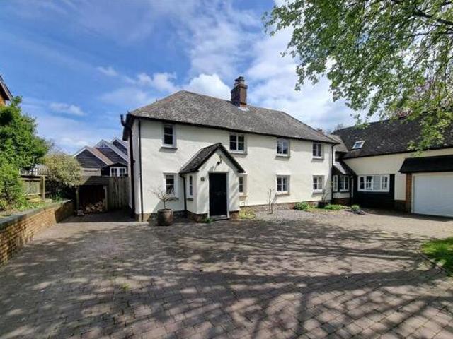 3 Bedroom Semi detached House For Sale In Andover, Hampshire