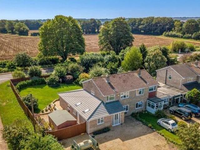 3 Bedroom Semi detached House For Sale In Banbury, Oxfordshire