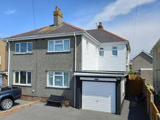 3 Bedroom Semi detached House For Sale In Bangor, Gwynedd