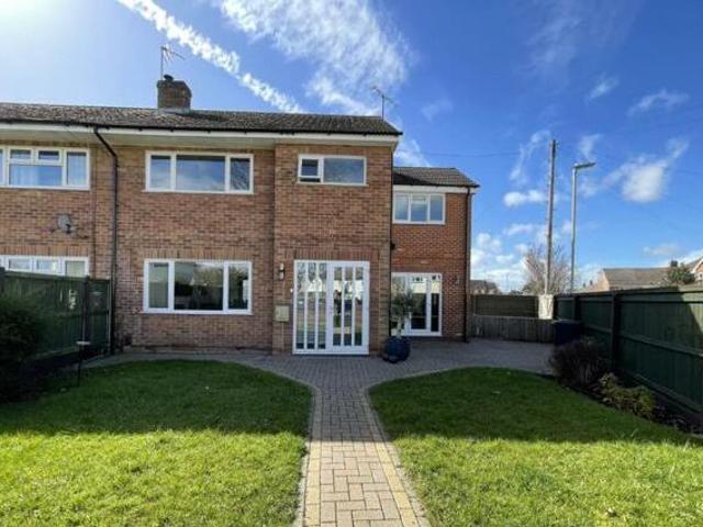 3 Bedroom Semi detached House For Sale In Barnwood