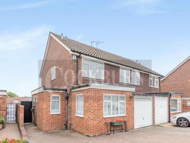 3 Bedroom Semi detached House For Sale In Bexley