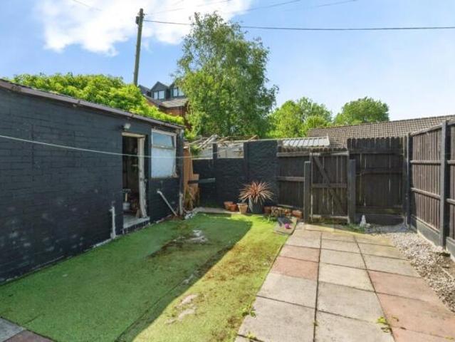 3 bedroom semi detached house for sale in Bolton Road, Kearsley, Bolton, BL4