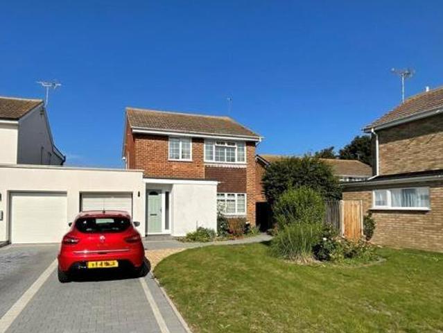 3 Bedroom Semi detached House For Sale In Broadstairs