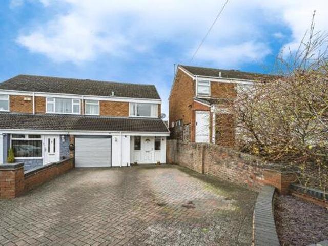 3 Bedroom Semi detached House For Sale In Brierley Hill
