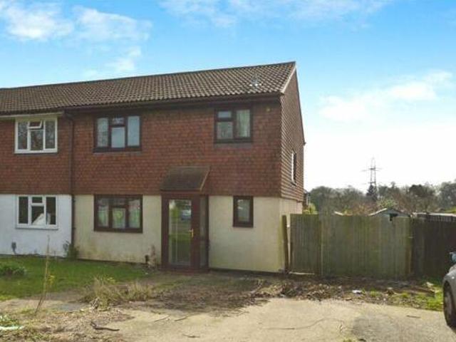 3 Bedroom Semi detached House For Sale In Bushey, Hertfordshire