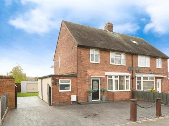 3 Bedroom Semi detached House For Sale In Chesterfield