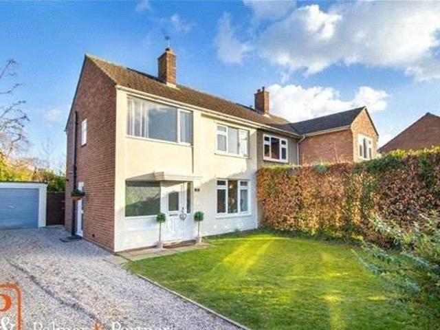 3 Bedroom Semi detached House For Sale In Colchester, Essex