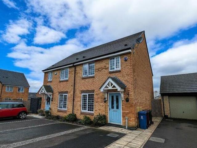 3 Bedroom Semi detached House For Sale In Clitheroe