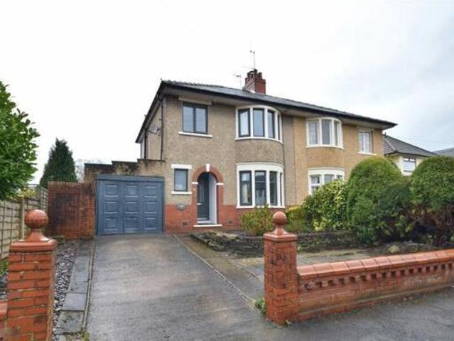 3 Bedroom Semi detached House For Sale In Clitheroe, Lancashire
