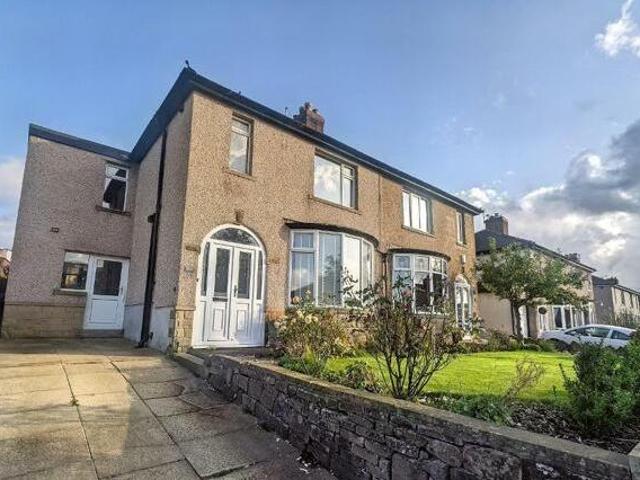 3 Bedroom Semi detached House For Sale In Clitheroe, Lancashire