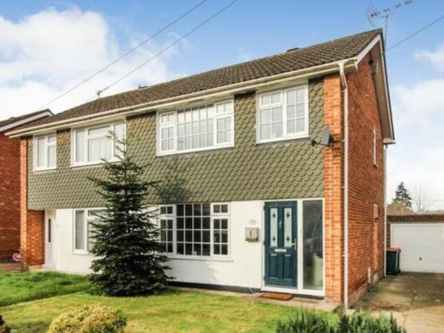 3 Bedroom Semi detached House For Sale In Crawley