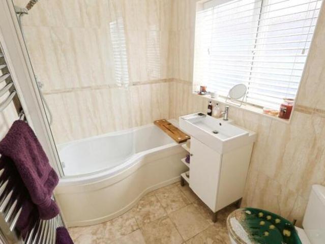 3 bedroom semi detached house for sale in Craithie Road, Vicars Cross, CH3