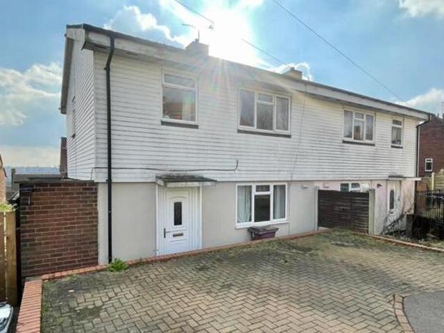 3 Bedroom Semi detached House For Sale In Dronfield, Derbyshire
