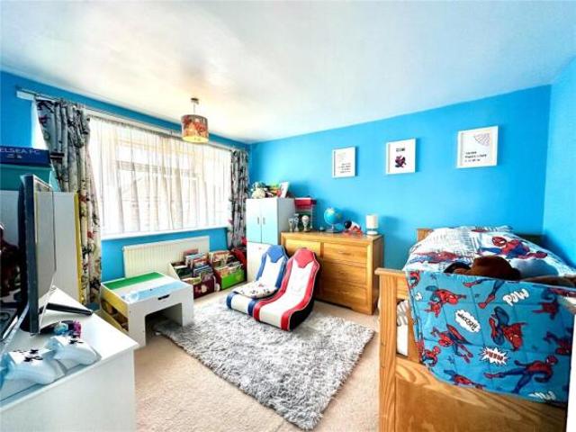 3 bedroom semi detached house for sale in Duchess Way, Upper Stratton, Swindon, SN2