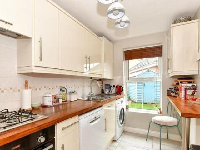 3 Bedroom Semi detached House For Sale In East Cowes