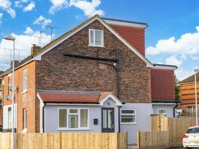 3 Bedroom Semi detached House For Sale In East Grinstead