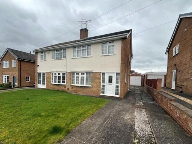 3 Bedroom Semi detached House For Sale In Ellesmere Port, Cheshire