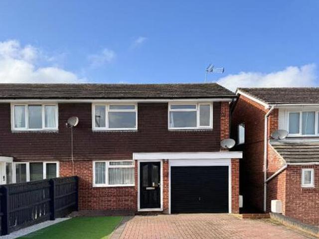 3 Bedroom Semi detached House For Sale In Faringdon