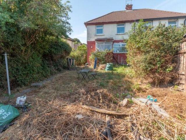 3 bedroom semi detached house for sale in Findon Terrace, Bradford, West Yorkshire, BD10